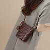 Mobile Phone Bag Women'S Bag Summer Shoulder Messenger Bag Bucket Bag Fashion Commuter Diamond Woven Bag