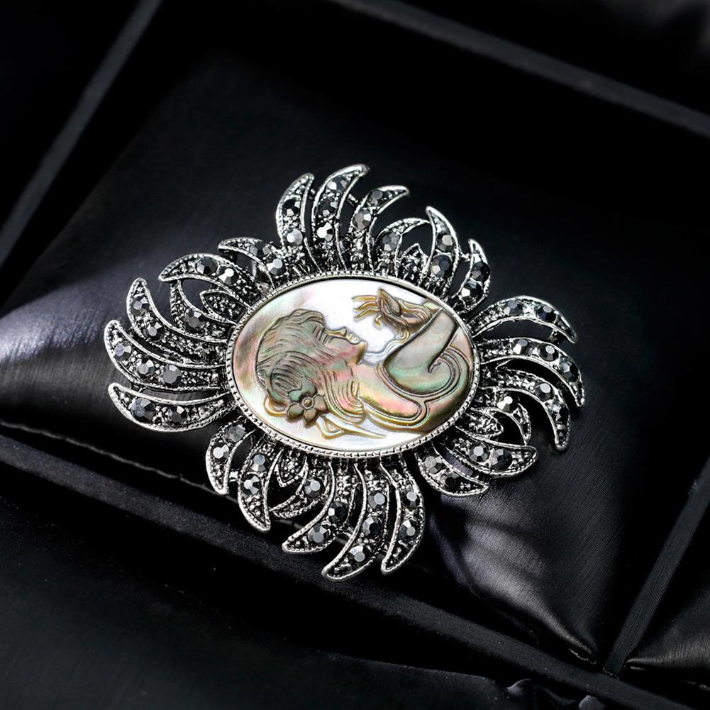 Women Retro Alloy Brooch Breastpin Shell Crystal Inlaid Fashionable Dress Decoration for Ladies