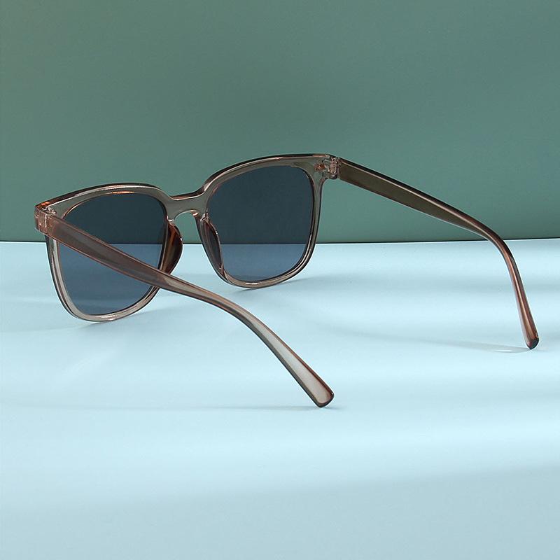 New Popular Square Frame Sunglasses Classic Retro Men Driving Eyeglasses Fashion Women Uv Protection Eyewear Uv400