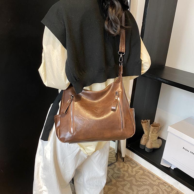 Textured Large-capacity Multi-zipper Bag 2025 New Autumn and Winter Casual Simple Shoulder Commuter Tote Messenger Women's Bag