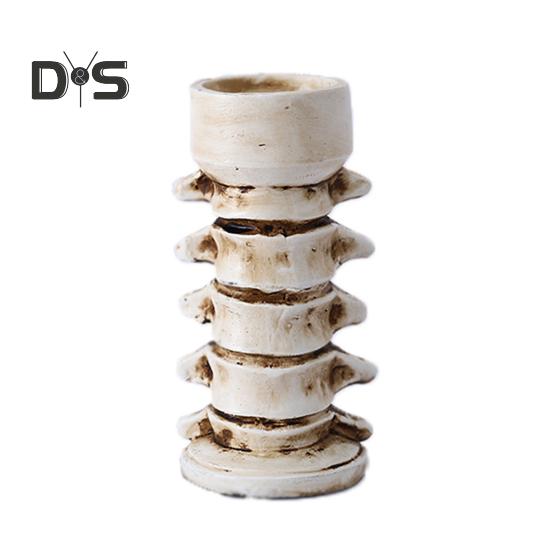 Halloween Candle Holder Resin Skeleton Hand Skull Backbone Candlestick Stand Tealight Holder Home Gothic Decor Spooky Party Supplies