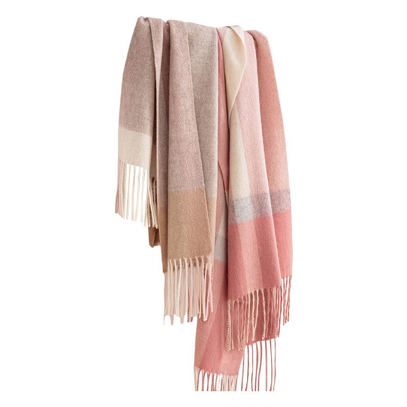 Atmospheric scarf Lamb wool pink plaid scarf British classic couple winter warm scarf