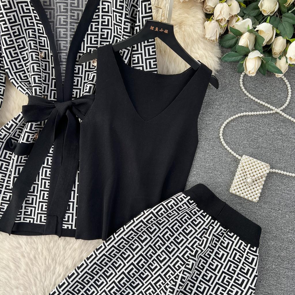 Осень Зима Винтаж Бренд Дизайнерский Принт Вязаный Свитер Брюки Комплект Из 3 Частей Женский Спортивный Костюм Кардиганы С Длинными Рукавами Жилет До щиколотки Брюки Наряды