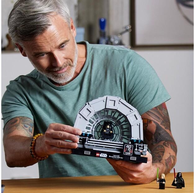 LEGO Star Wars 75352 Диорама: Тронный зал императора