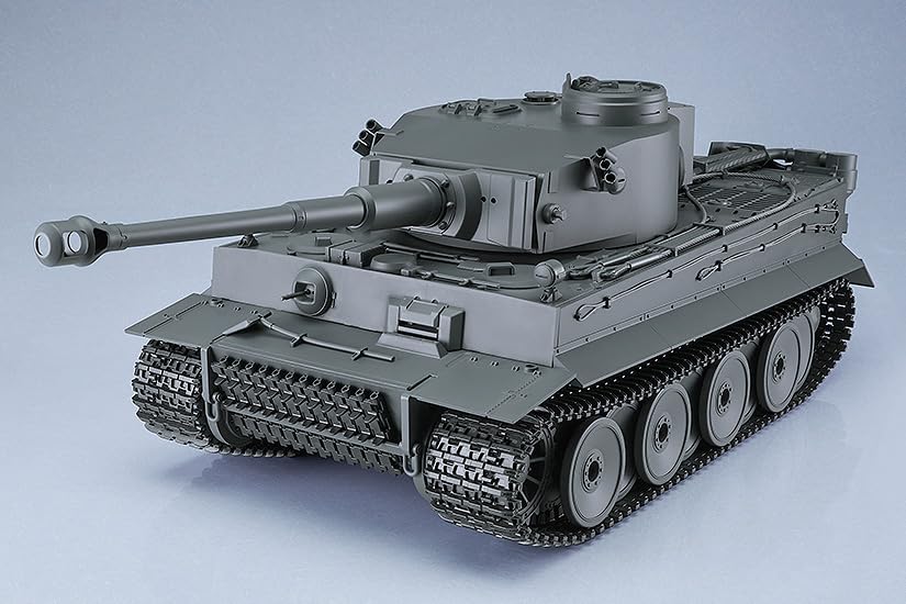 Масштабная сборная пластиковая модель PLAMAX Tiger I 1/12