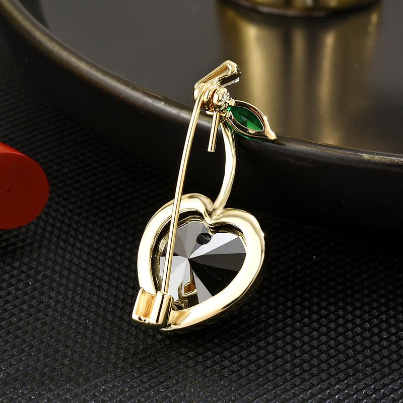 Female Fashion Blue Crystal Heart Brooches For Women Luxury Gold Color Alloy Zircon Plant Brooch Safety Pins