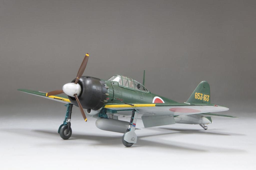 Fine Molds 1/48 Scale Imperial Japanese Navy Zero A6M52 Type 52A (Made by Nakajima) Plastic Model FZ04 (Airplane)