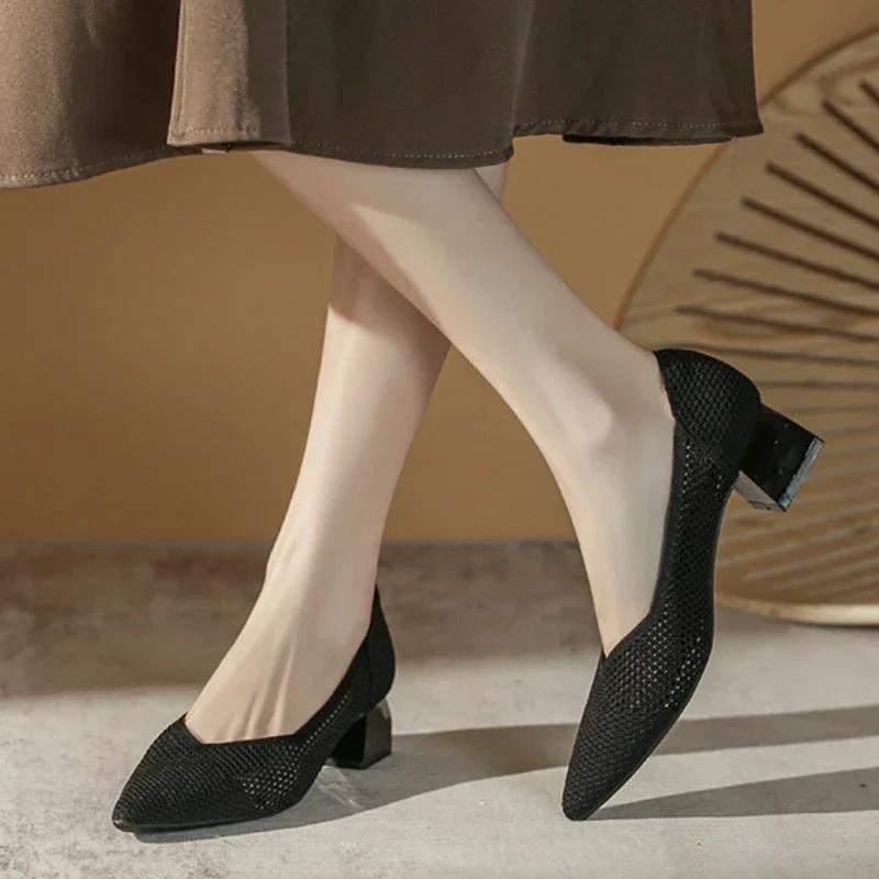 Fashion Soft Bottom Knitted Mesh Hollow Out Women Shoes Breathable Shallow Low Heels Office Moccasins Loafers Ballerina Shoes 2024