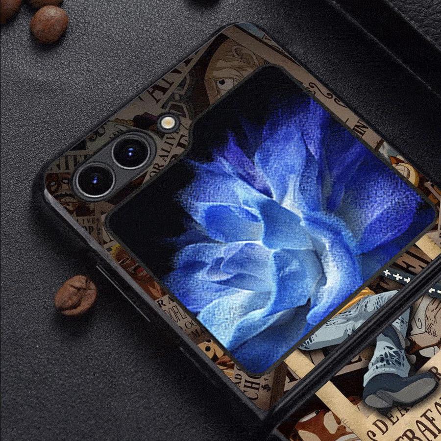 One Piece Poster Luffy Back Phone Cover Funda Case for Samsung Galaxy Flip3 Z Flip 7 6 5 4 3 Flip7 FE Flip4 Flip5 Flip6