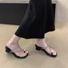 Hot Selling 2025 Comfortable Flat Bottom Sandals Women's Summer Korean Style French Crystal Fashion Personality Outdoor Slippers