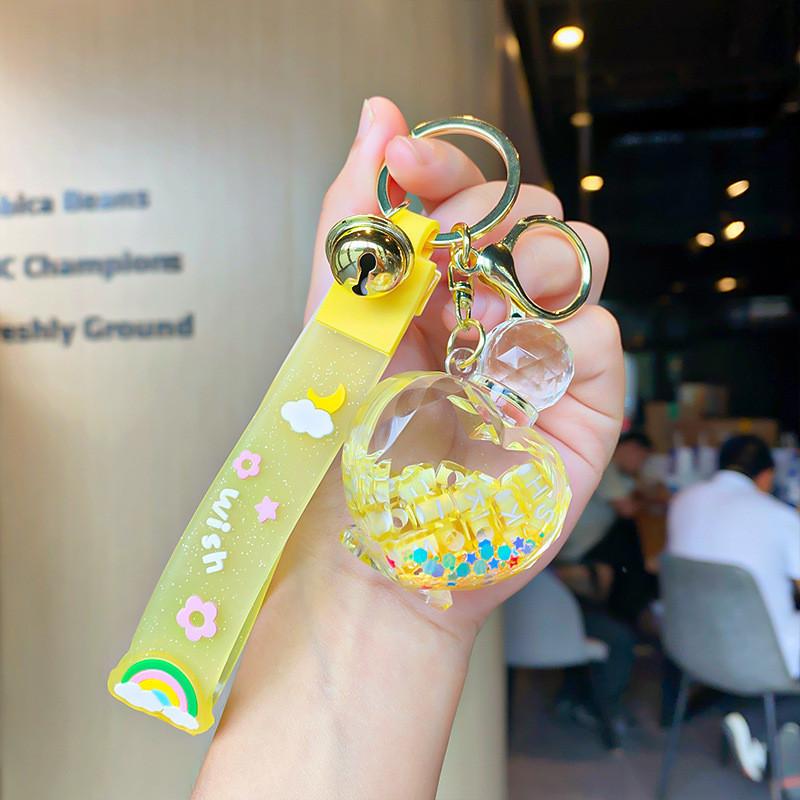 Изысканный акриловый брелок для ключей в виде флакона духов с плавающим песком для украшения автомобиля