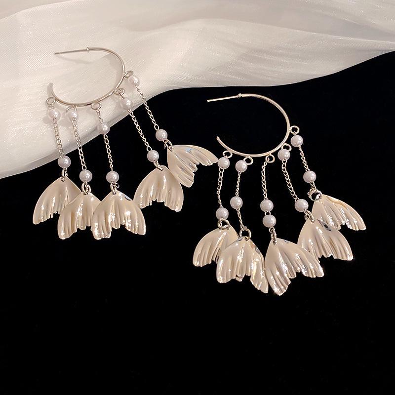 Серьги-подвески с геометрическим ажурным круглым кулоном 'Серебряная игла' в европейском и американском преувеличенном стиле для женщин.