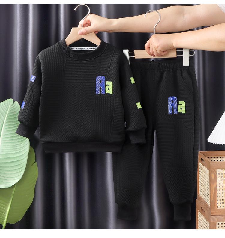 Костюм-двойка свитер для мальчиков и девочек Осень 2025 - Модный повседневный наряд для детей