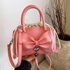 Нежная и стильная простая сумка-бант 2025 лето новая однотонная корейская версия повседневная нишевая сумка-мессенджер