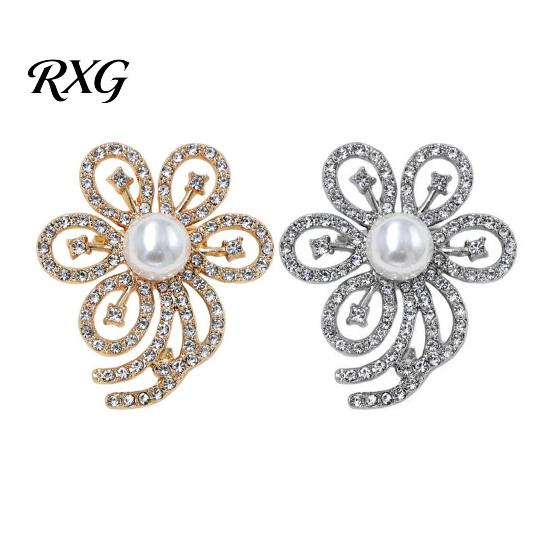 Suit Lapel Brooch Faux Pearl Rhinestone Flower Brooch, Hollow Floral Pin Durable for Wedding Bridal Shower, Women Girls Clothing Jewelry Accessories
