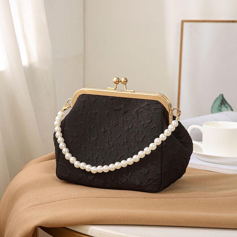 Pearl bag summer portable shell bag mini new Chinese style bag chain bag 2026 beaded messenger women's bag
