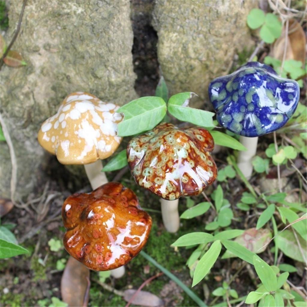 4Pcs Cute Ceramic Pottery Mushroom Model Yard Garden Statues Decor Ornament