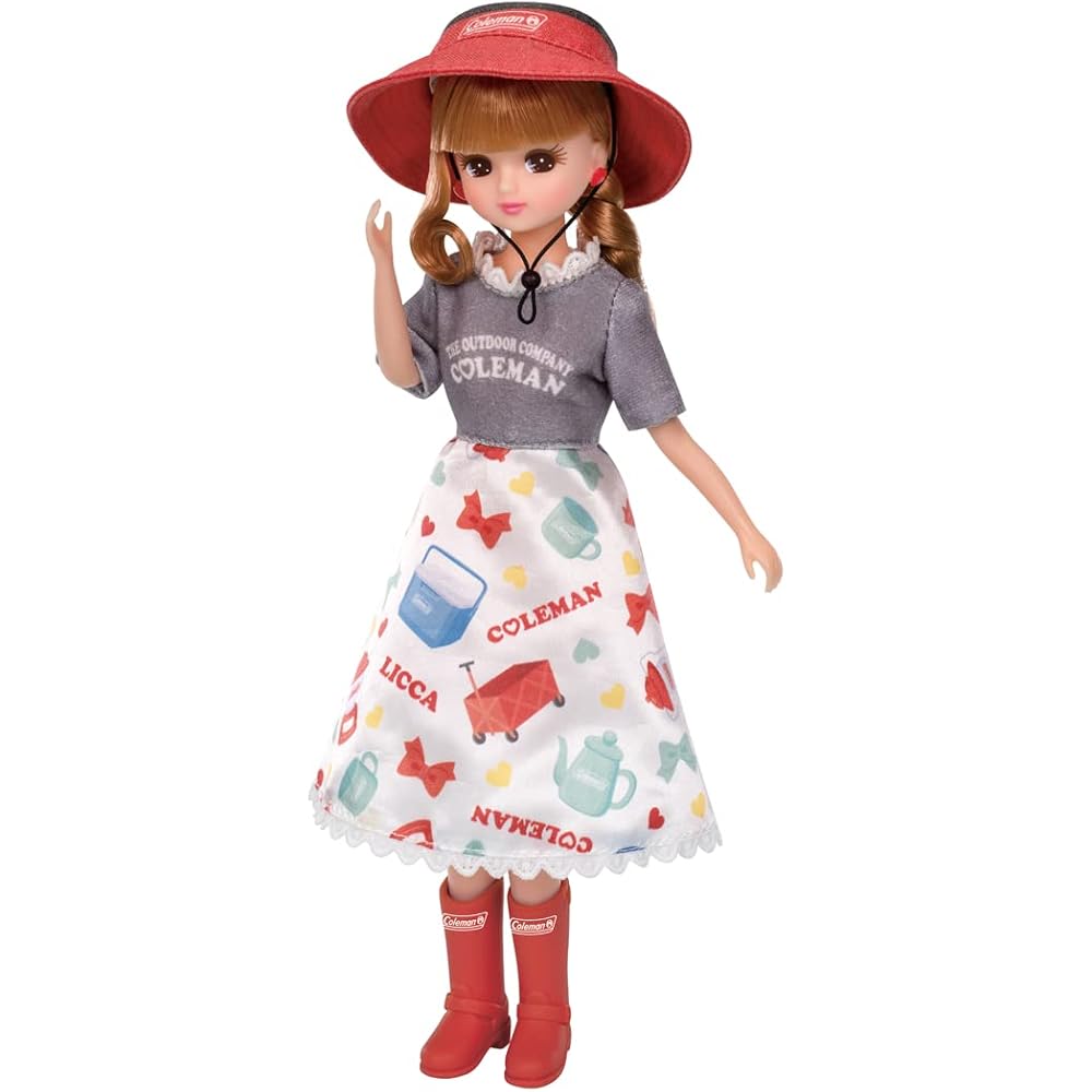 Takara Tomy Licca-chan Doll LD-09 Camping Outfit Playset Toy for Ages 3 and Up