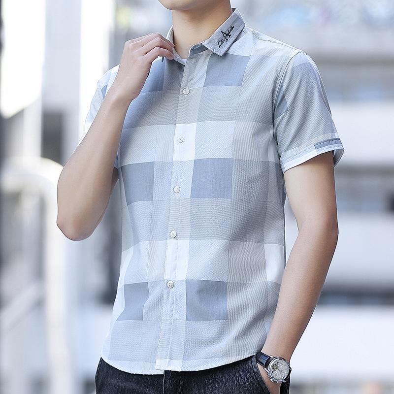 Новая летняя мужская клетчатая рубашка с короткими рукавами. Тонкая модная красивая повседневная мужская универсальная клетчатая рубашка.