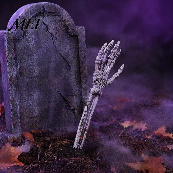 Easy Assembly Garden Ornaments Realistic Skeleton Stake, Spooky Halloween Skull Hand Yard Durable Plastic Cemetery Stakes Sign for Outdoor Lawn