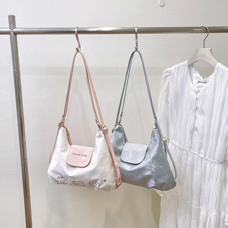 Women's Bag New Cute Niche Fashion Simple Commuting Texture Versatile Shoulder Backpack