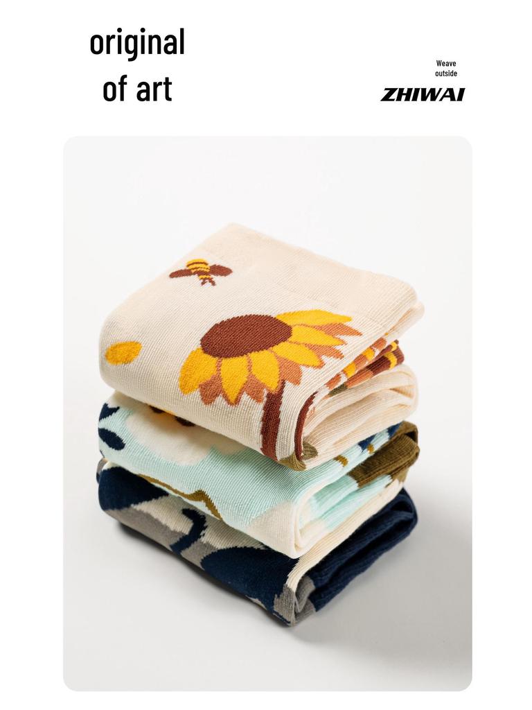 Women's Hand-Painted Floral Oil Painting Mid-Calf Socks - Retro Spring & Autumn Design