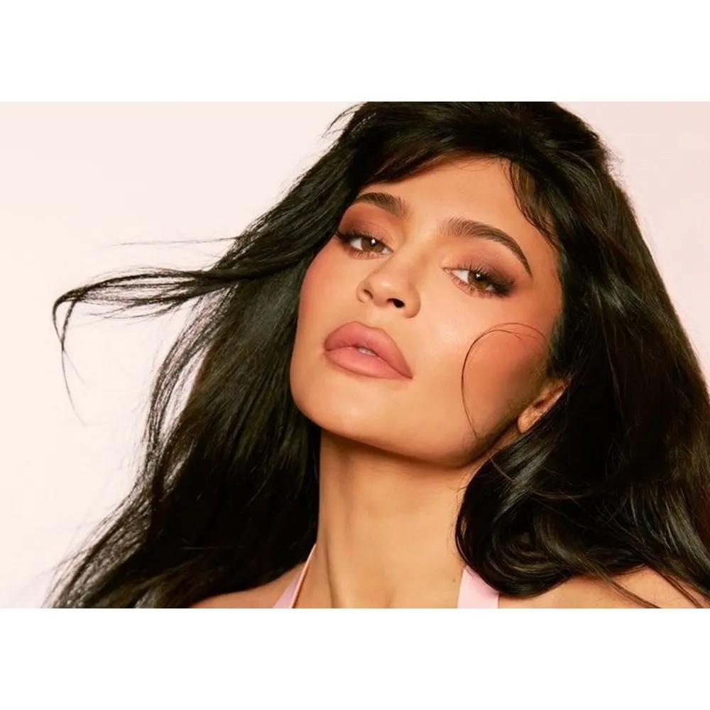 Kyle Cosmetics Кайли Дженнер Бархатный Помада Губы Набор Помад Блеск Для Губ Карандаш Для Губ Набор