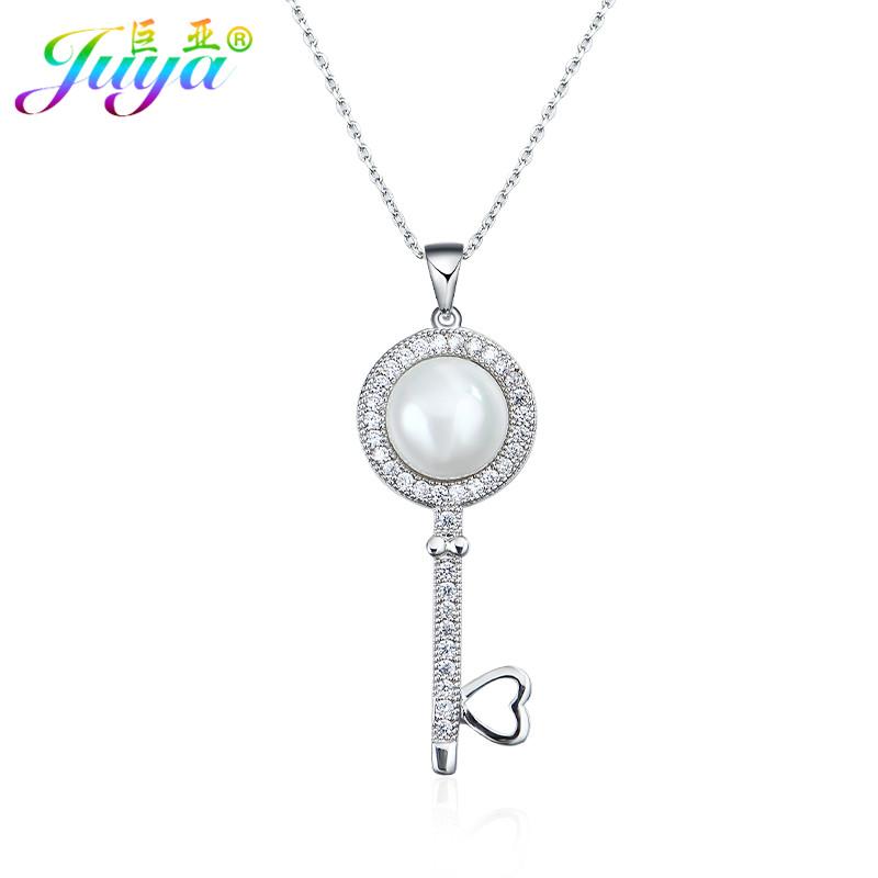 Ali Moda Micro Pave Zircon Floating Flower Key Pendant Necklace Hand made Women Chocker Necklace Key For Birthday Gift Jewerly