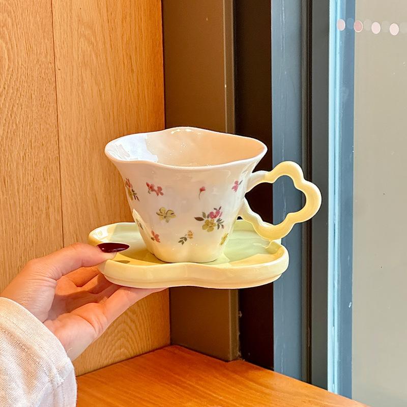 Подарок на день рождения для девочек, цветы высокой ценности, кофейные чашки, подарочные коробки, керамические чашки и блюдца, послеобеденный чай, стаканы для воды, сувениры