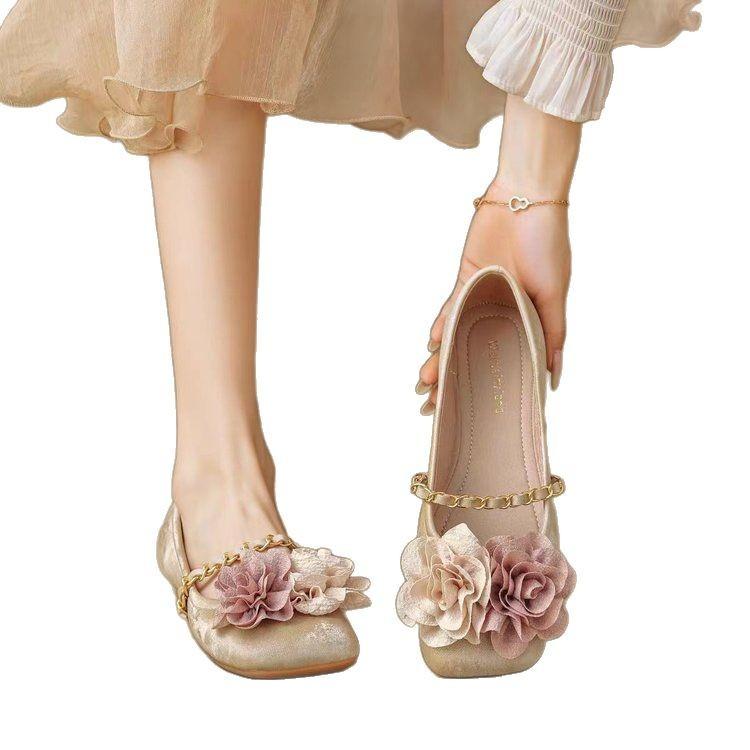 Французские ретро туфли Мэри Джейн женские с мелким вырезом 2025 новая весенняя обувь на плоской подошве новые китайские туфли для позднего вечера легкий бриз