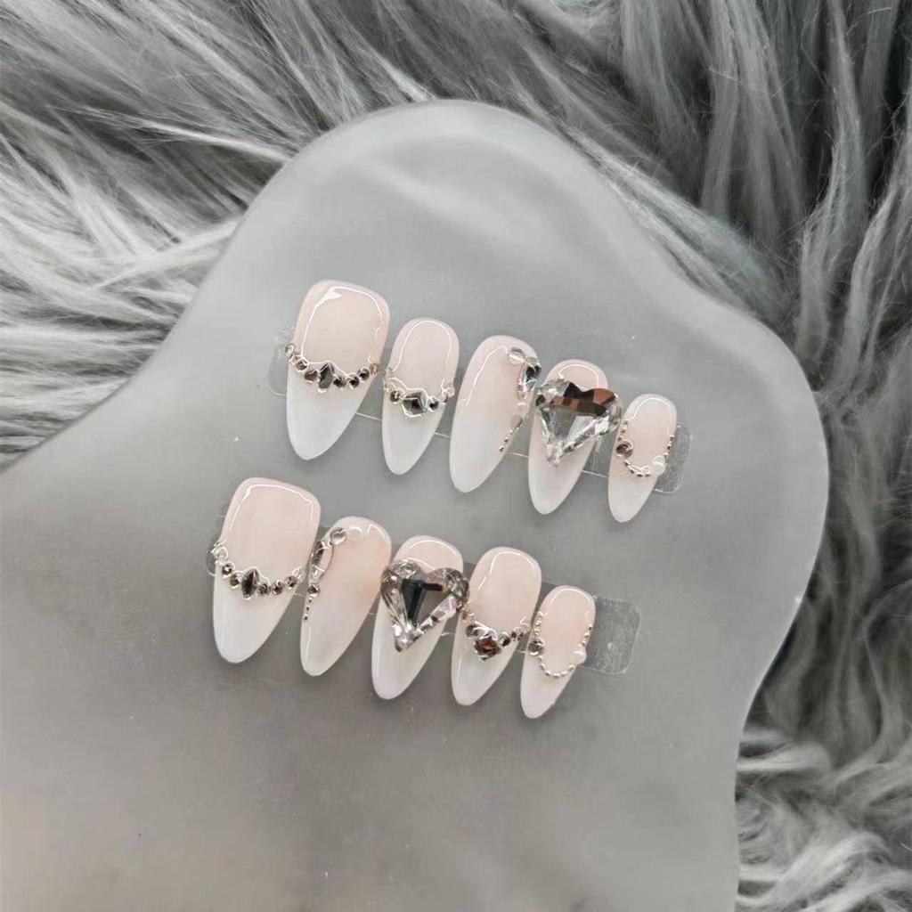 Handmade Wearable Nude Gradient Nails with K9 Heart Diamond Design