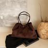 An Autumn and Winter-themed Matte Suede Single-shoulder Handbag, Which Is Casual and Versatile, with a Large Capacity and Designed As a Tote Bag.