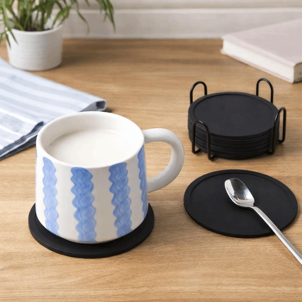 12Pcs 10cm Diameter Silicone Coasters Heat Resistant Non-Slip Base Drink Coasters Silicone Material Round Shape Table Placemats