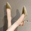 Модные женские туфли на высоком каблуке во французском стиле 2025 лето новая элегантная искусственная замшевая кожа с острым носком сексуальные вечерние босоножки одинарная обувь большой размер 43
