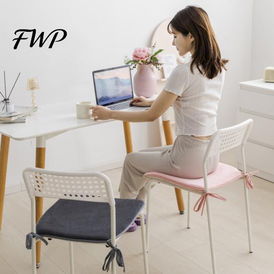 Comfortable Seat Mat for Desk Chairs Plush Chair Cushion with Ties, Soft Cozy Non-slip Cushion, 15.75" Fluffy Home Office x Warm Dining Hard Seats