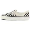 Slip On Low Top Skateboard Shoes Unisex Black White Sneakers VN000CTCKIG