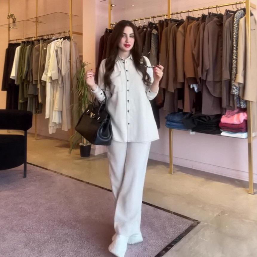 2025 Осень Женский Европейский и Американский Костюм-Двойка: Свободный драпированный джинсовый топ и повседневные длинные брюки