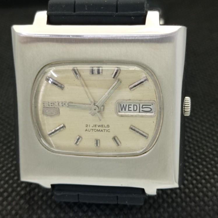 Б/У винтажные мужские часы SEIKO 5 AUTO JAPAN с оригинальным циферблатом с указателем дня и даты 621d-a415733-2 SKU621d-a415733