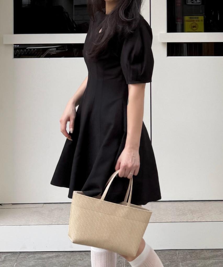 Сумка-тоут Tuo Rattan Flat Tote Small Бежевая · Плетеная сумка-тоут Tuo Rattan Flat Tote Small Бежевая