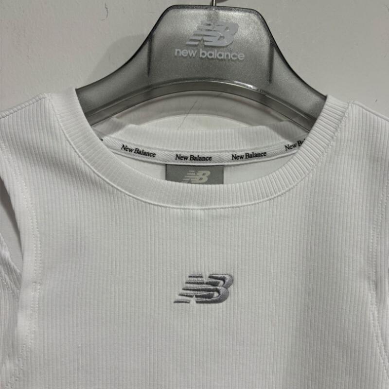 NeW Balance W Summer Ribbed Cut Out Short Sleeve Tee Slim Fit nbnef2W522 White