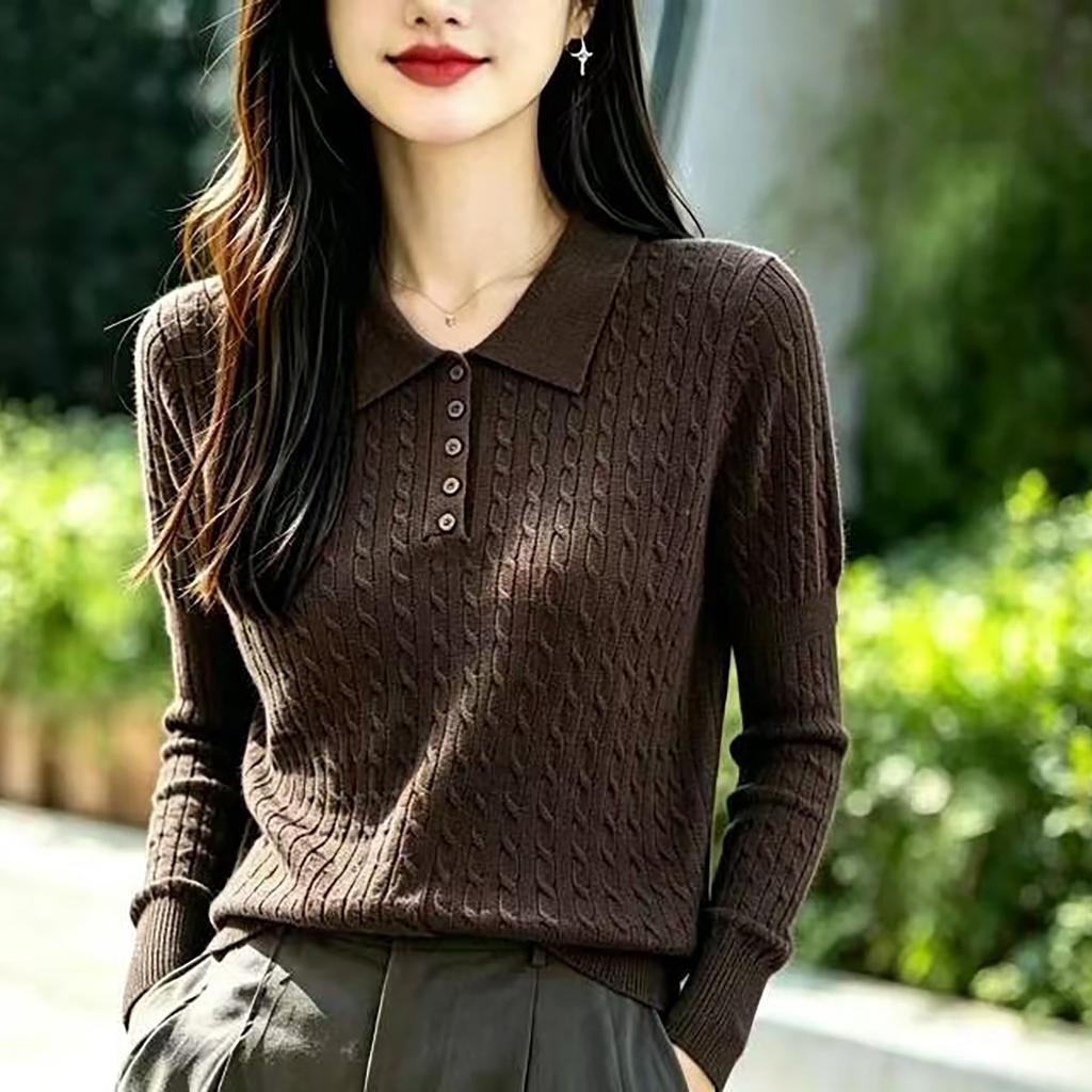Early Autumn Style Long-sleeved Knitted Top for Women with Stylish Turned-down Collar and Base Layer Sweater