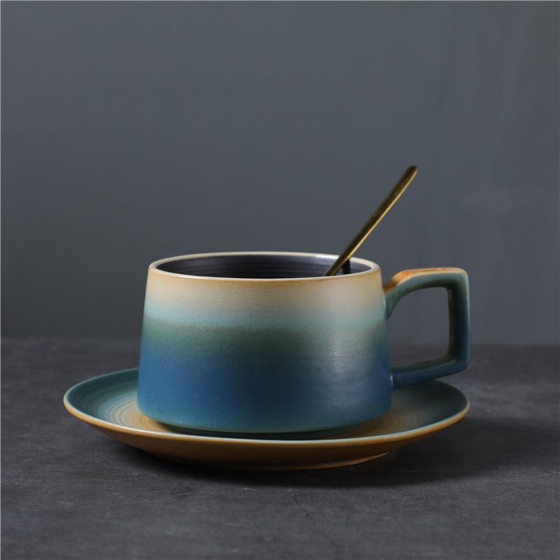 Высококачественная легкая роскошная керамическая кофейная чашка, подарочная чашка, креативный набор кофейных чашек и блюдец, простой для домашнего использования