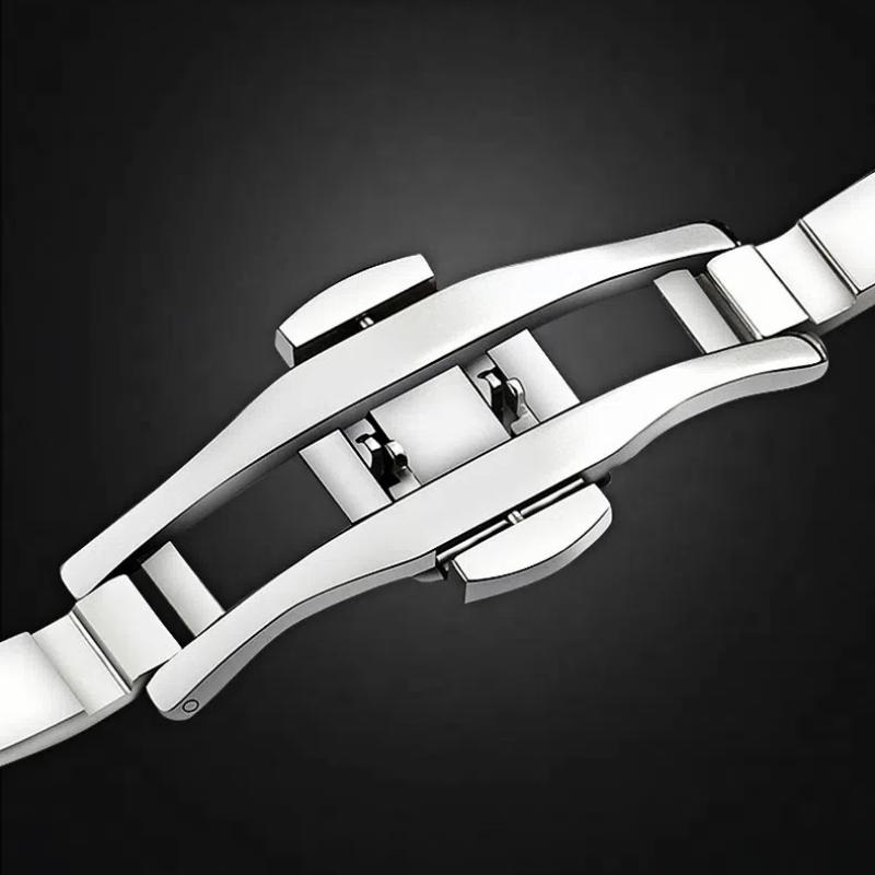 Men's Three Eyed Decorative Plate Business Luxury Fashion Watch Waterproof Calendar Quartz Watch