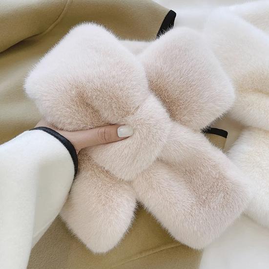 Женский шарф на шею однотонный мягкий на ощупь теплый ветрозащитный холодостойкий обертыш для шеи