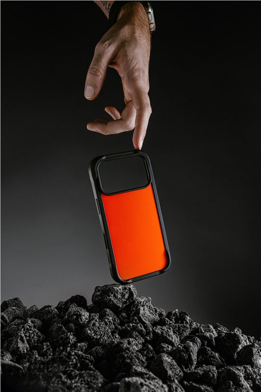 Nomad Rugged Case, Ultra Orange - Iphone 17 Pro