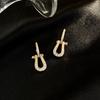 Micro-inlaid zircon U-shaped horseshoe buckle earrings, exquisite niche light luxury, exquisite ear buckle, fashionable and versatile earrings.