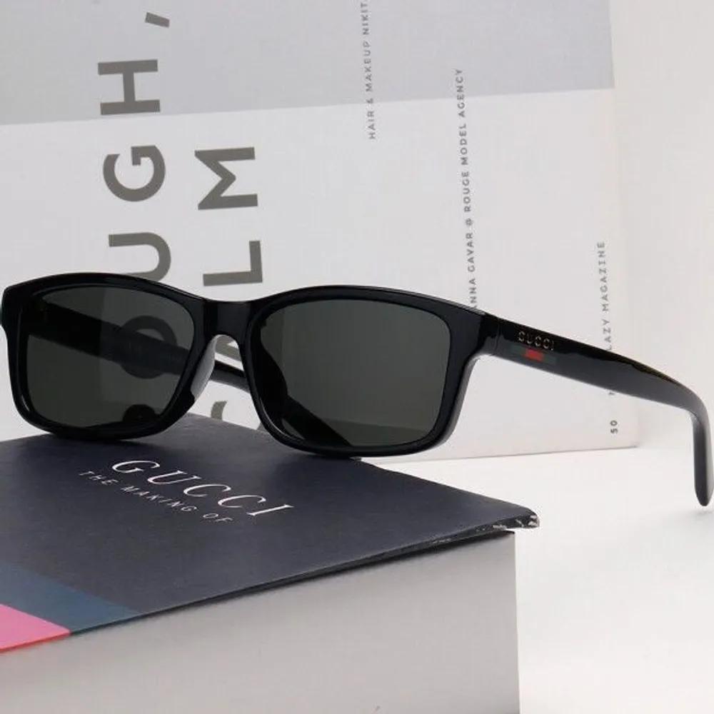 [Gucci] Sunglasses GG1986SA 001 Rectangular Men's & Women's Horn-rimmed
