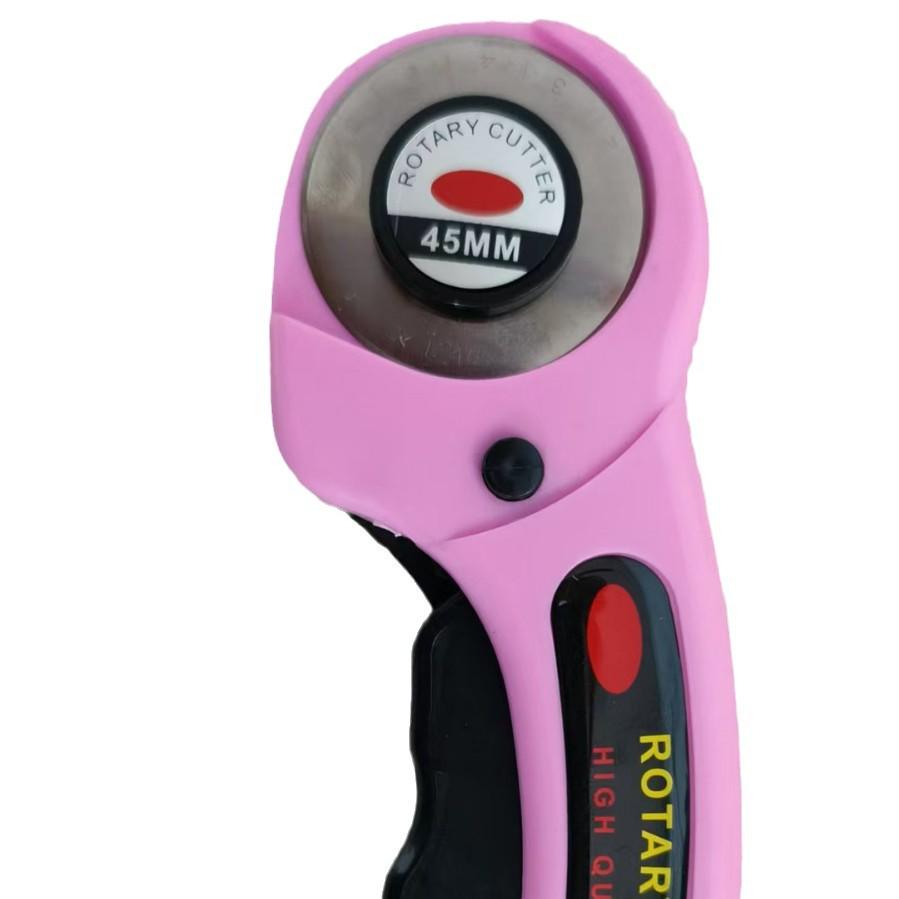 45-миллиметровый ротационный нож для резки ткани и кожи с ручкой