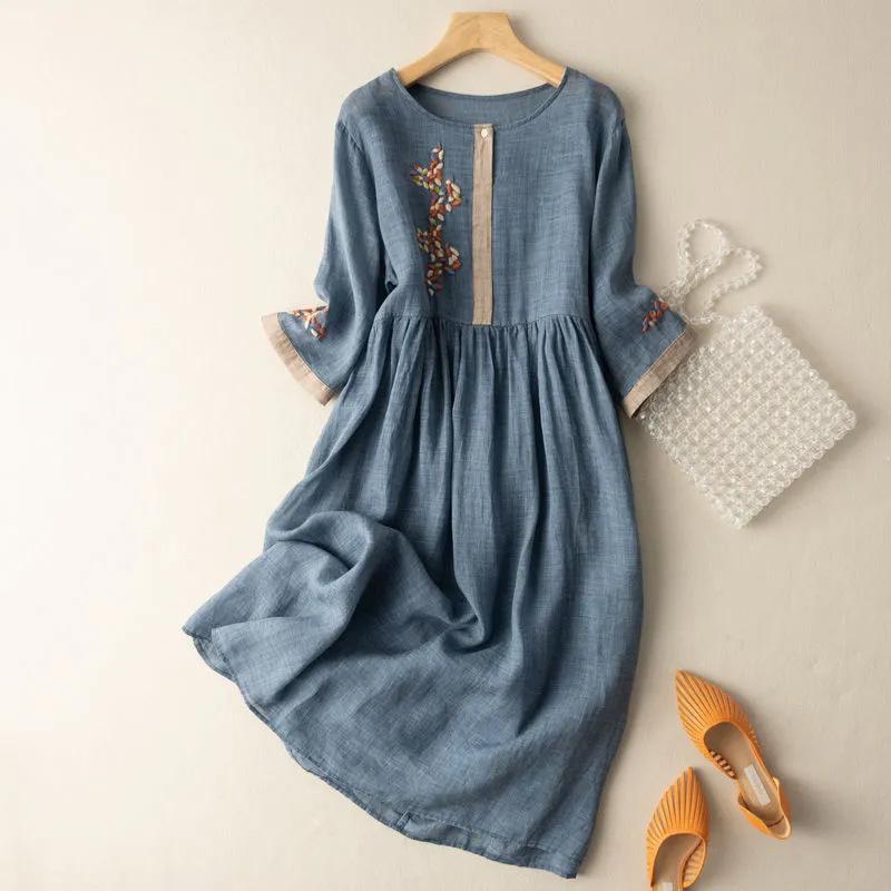 Long Dress Women Cotton Large Size Loose Summer Retro Stitching Embroidered Long-sleeved Dress Knee-length Thin Large Swing Dress