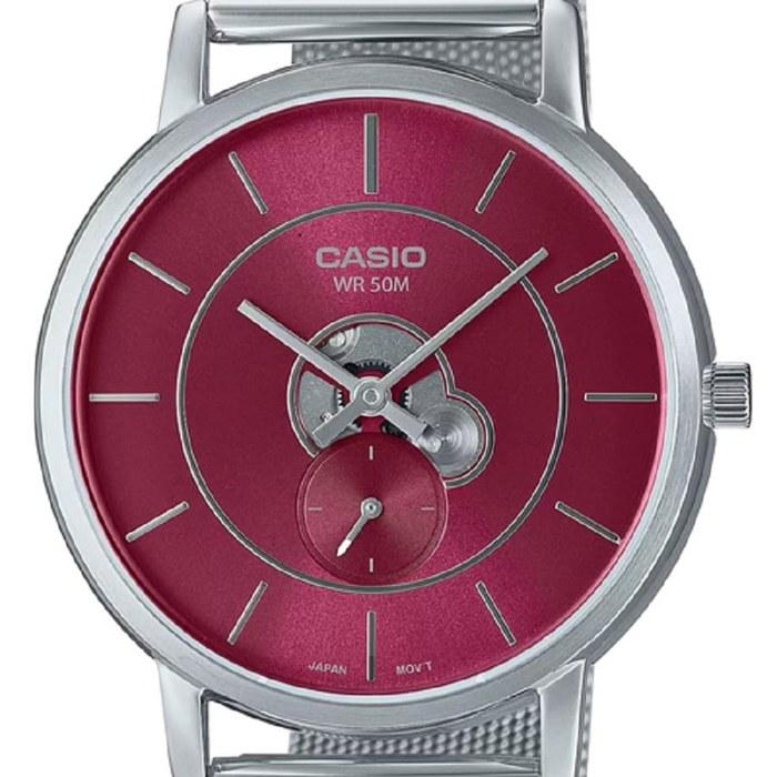 Casio Analog Watch, Metallic Silver/Red, Bracelet